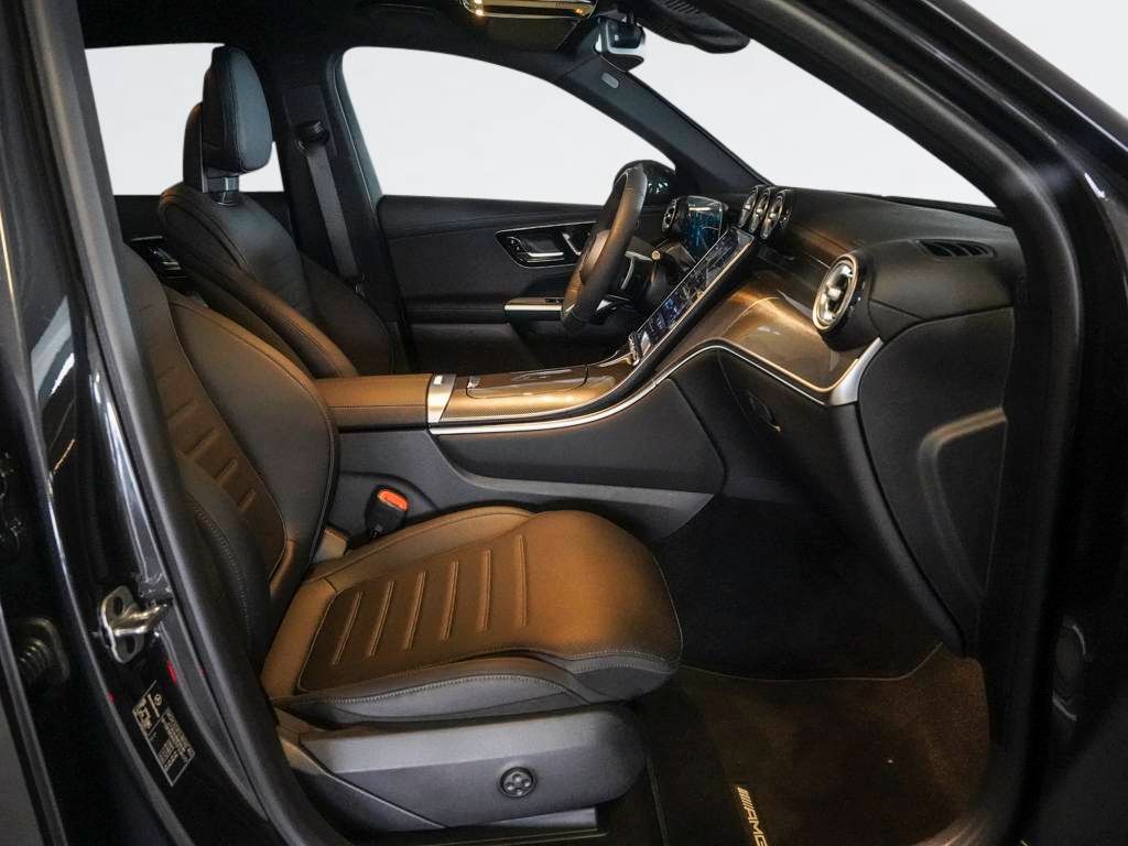 Mercedes-Benz GLC 300 2026