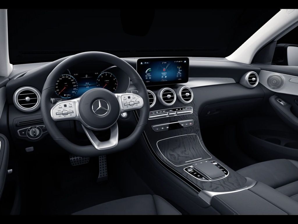 Mercedes-Benz GLC 300 2021