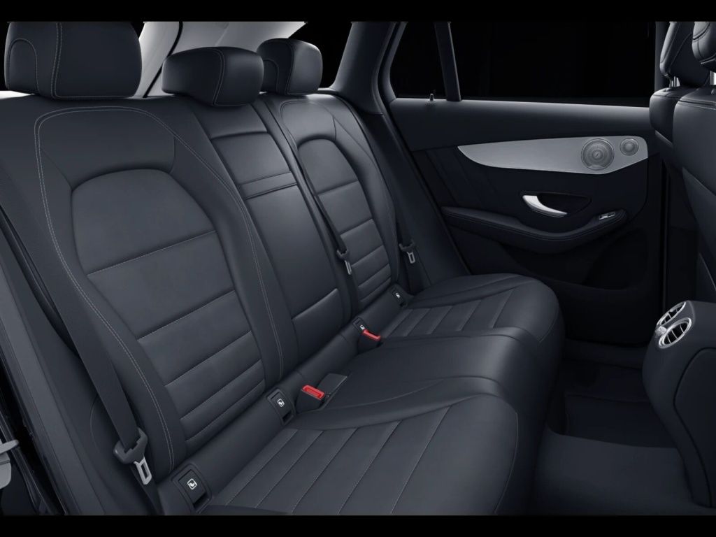 Mercedes-Benz GLC 300 2021