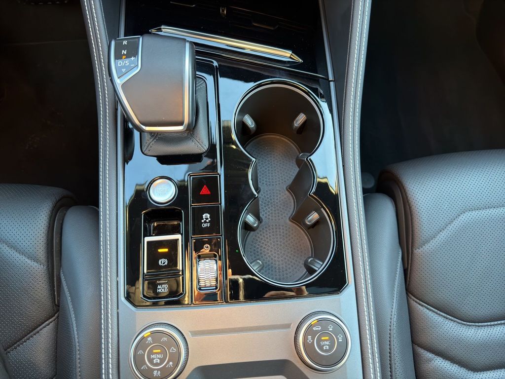 Volkswagen Touareg 2024