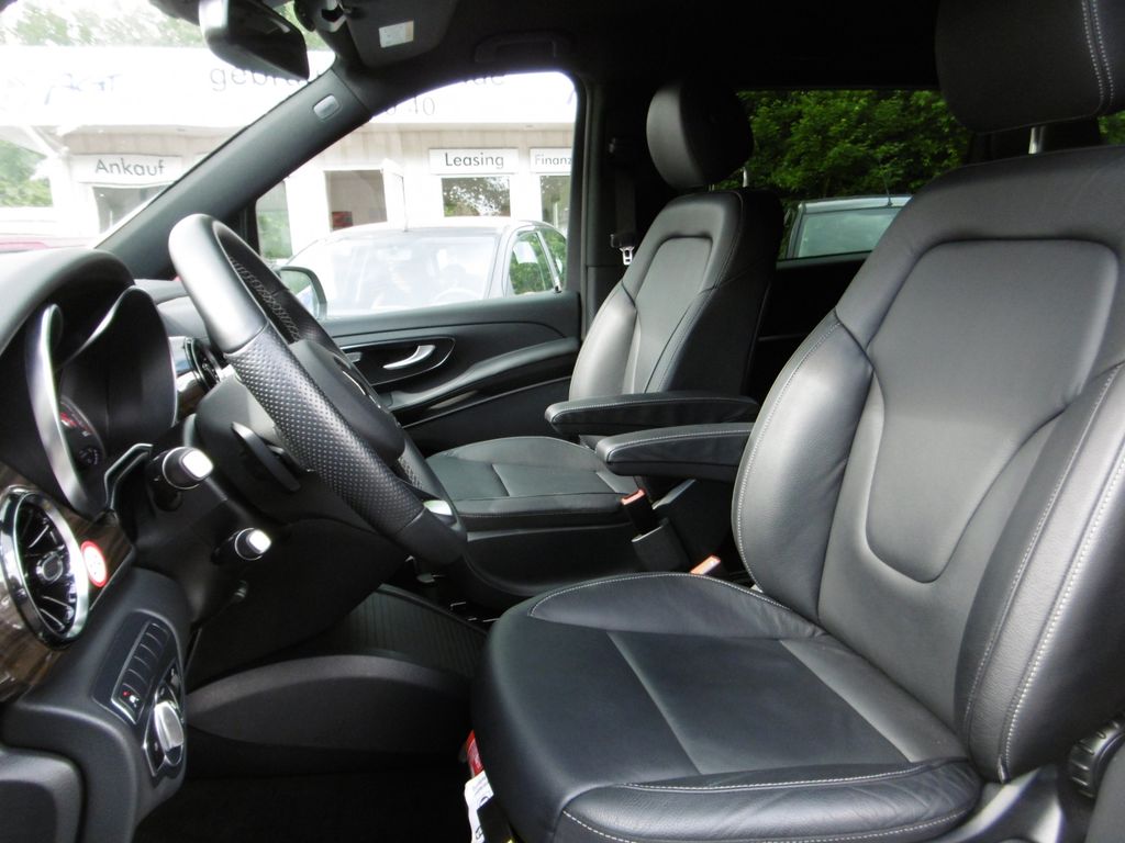 Mercedes-Benz EQV 2021