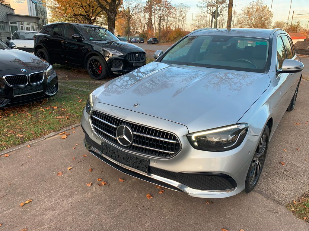 Mercedes-Benz E 220 2022