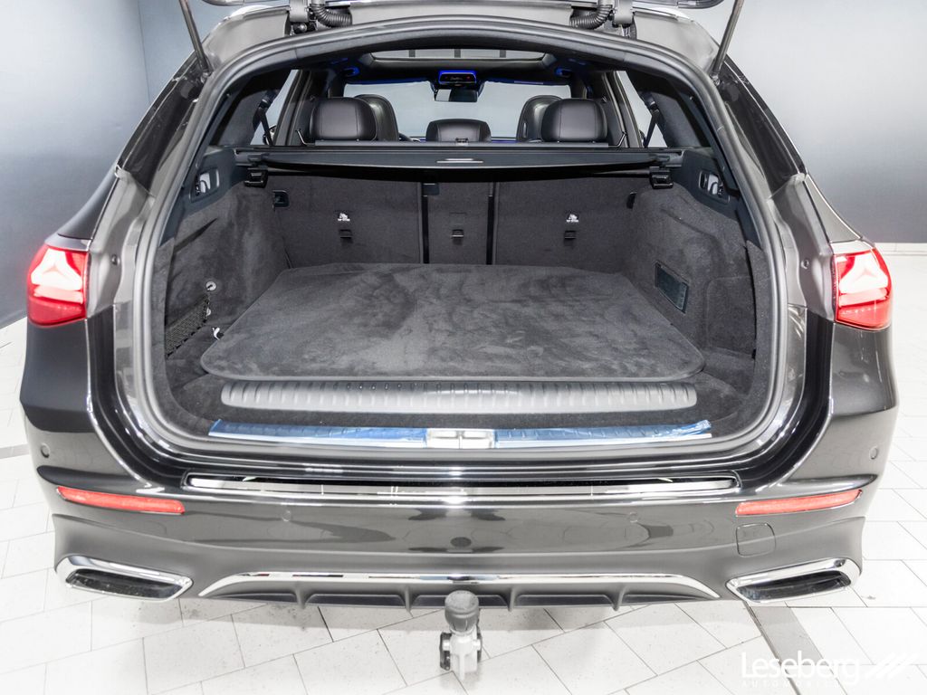 Mercedes-Benz E 300 2025