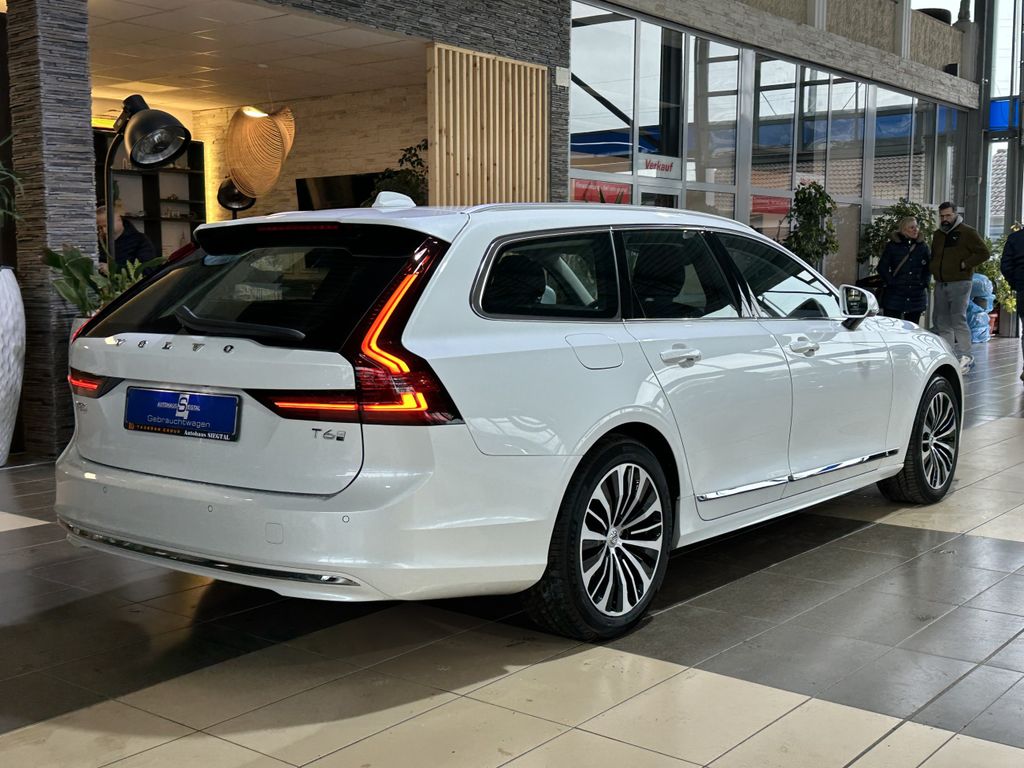 Volvo V90 2024
