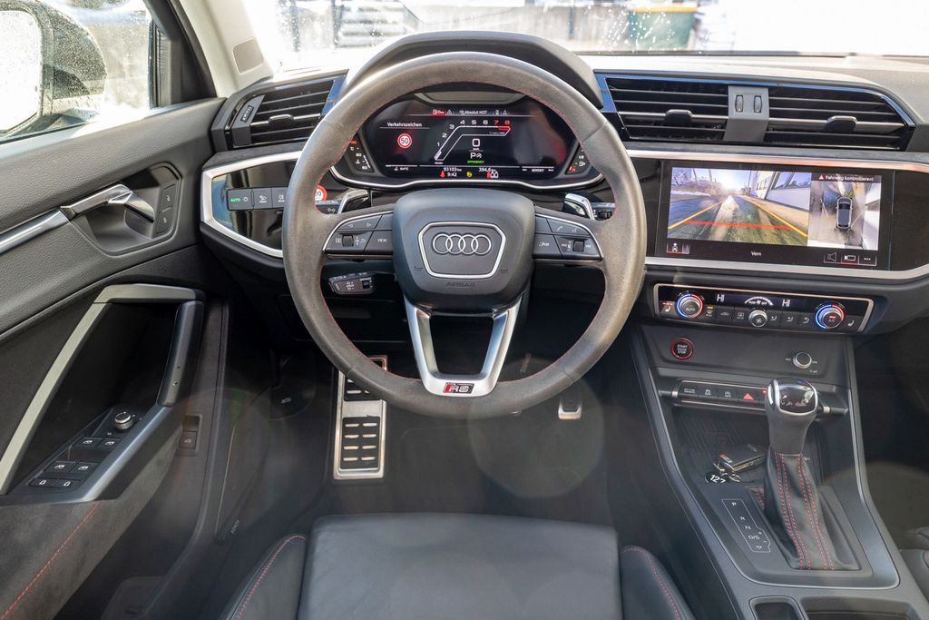 Audi RSQ3 2022