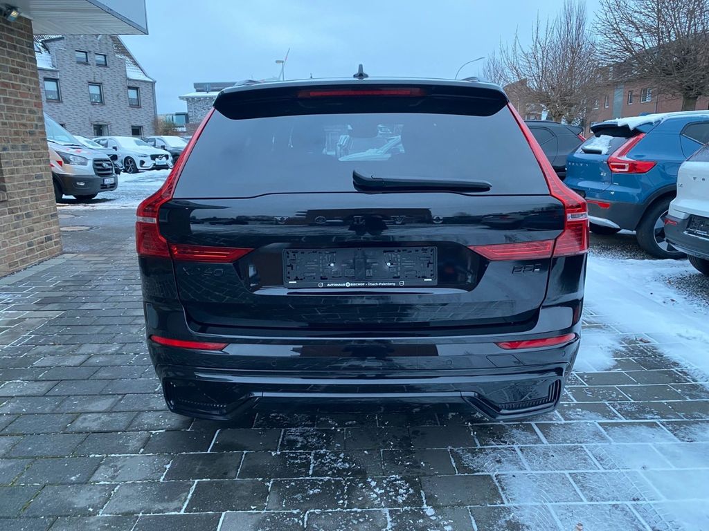 Volvo XC60 2025