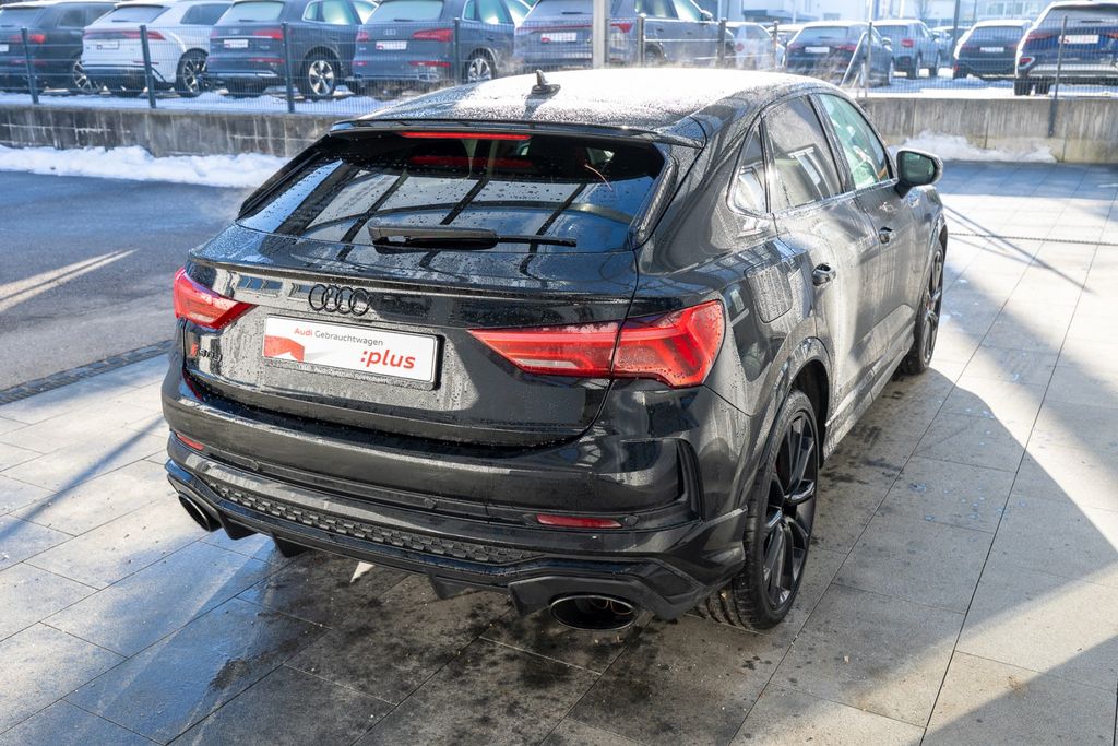 Audi RSQ3 2022