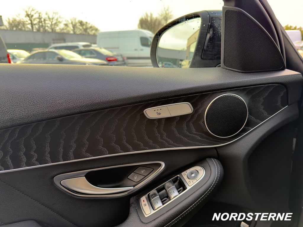 Mercedes-Benz C 300 2019