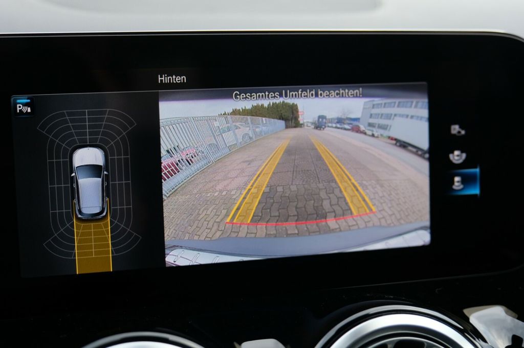 Mercedes-Benz EQA 2023