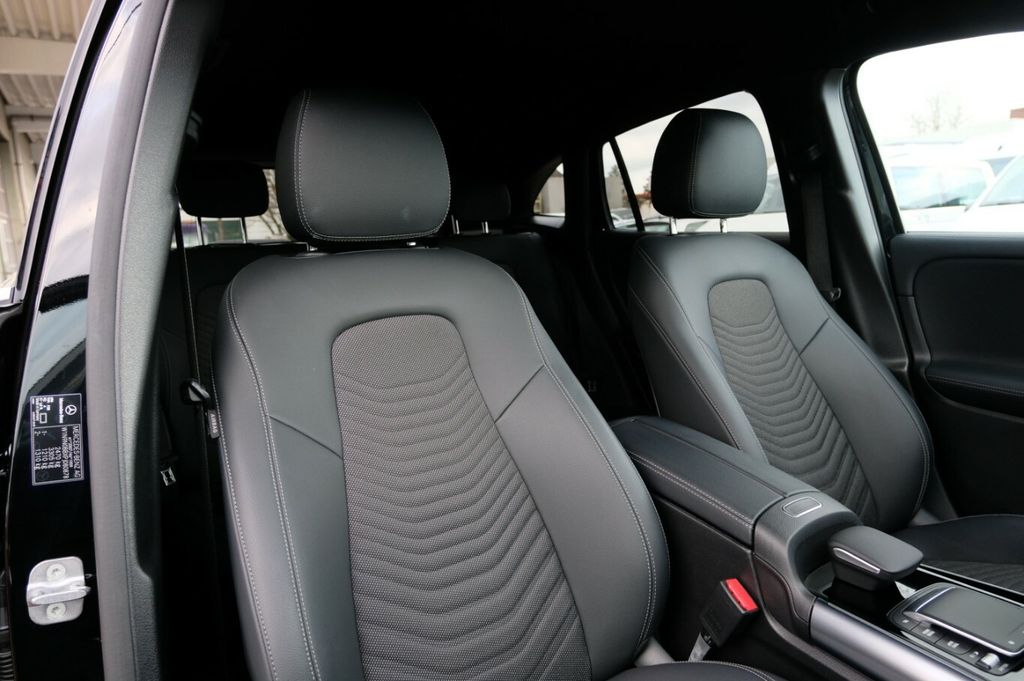 Mercedes-Benz EQA 2023