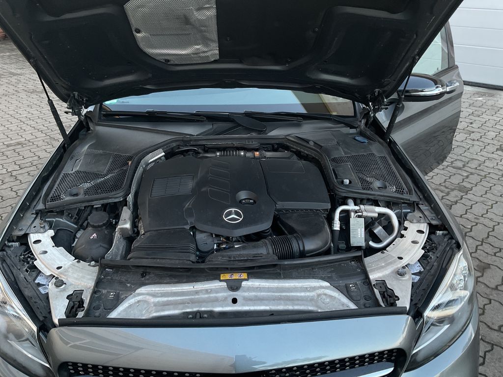 Mercedes-Benz C 300 2020