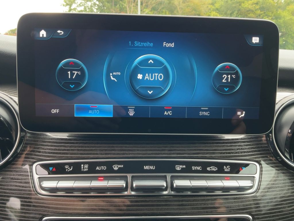 Mercedes-Benz V 300 2023