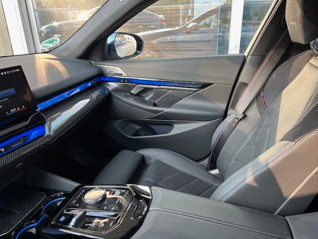 BMW i5 2024