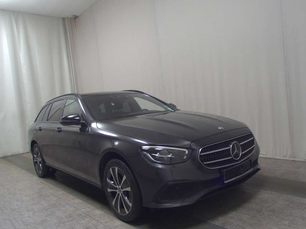 Mercedes-Benz E 300 2022