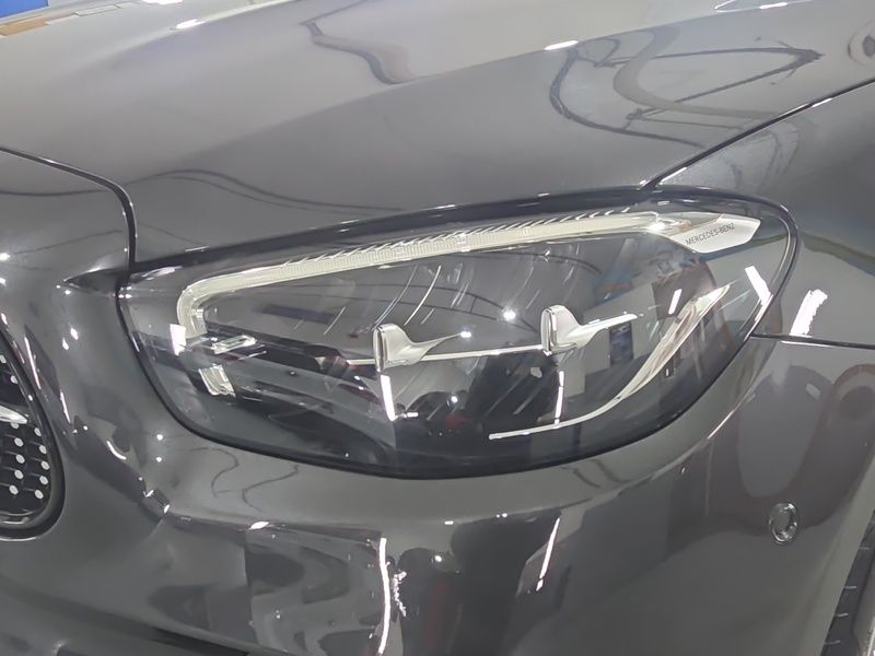 Mercedes-Benz E 300 2021