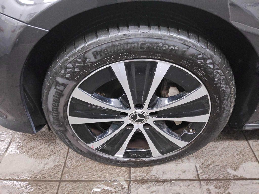 Mercedes-Benz E 300 2022