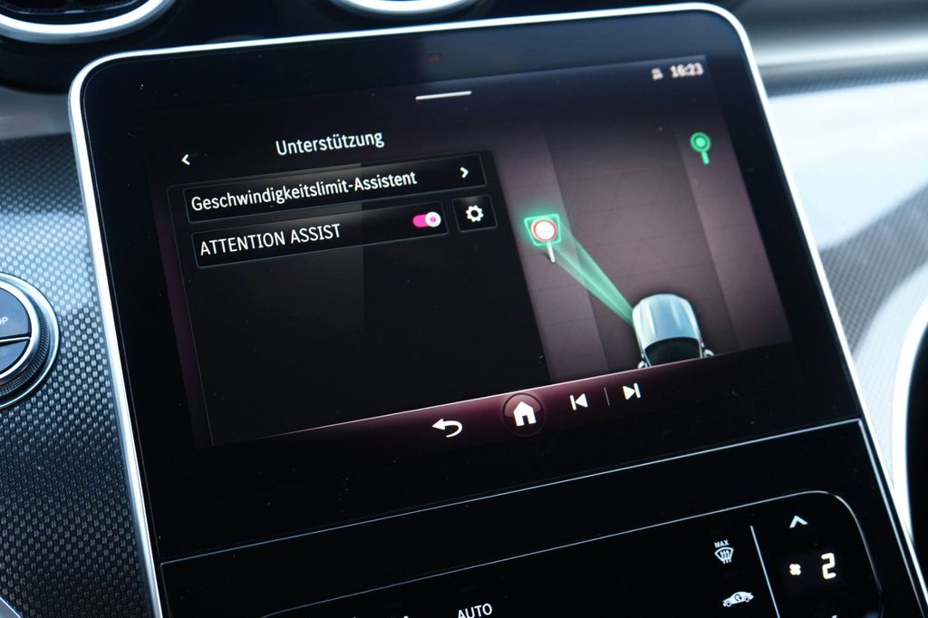 Mercedes-Benz C 300 2023