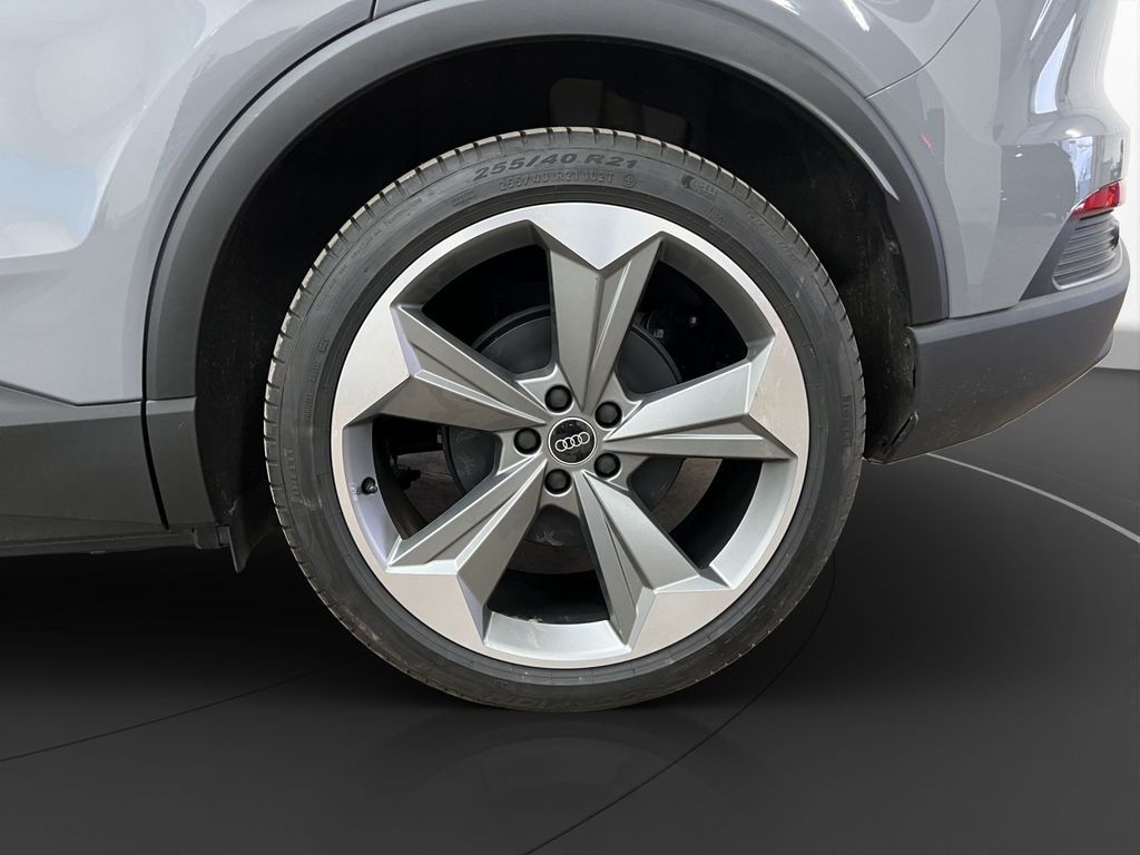 Audi Q4 e-tron 2025