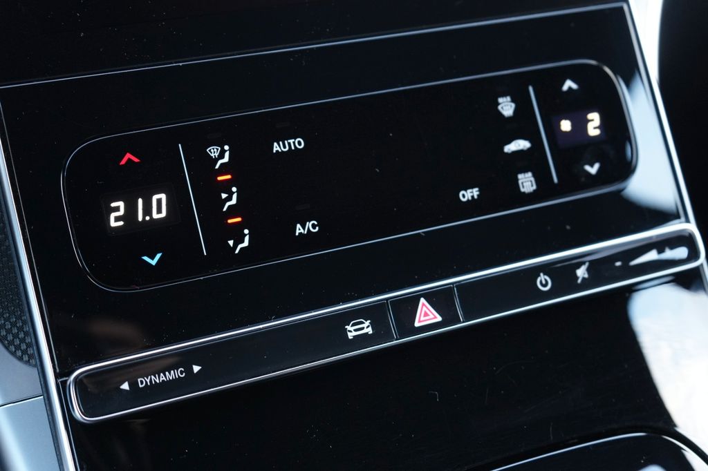 Mercedes-Benz C 300 2023