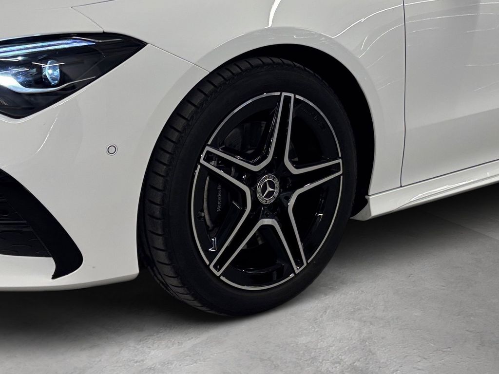 Mercedes-Benz CLA 200 2025