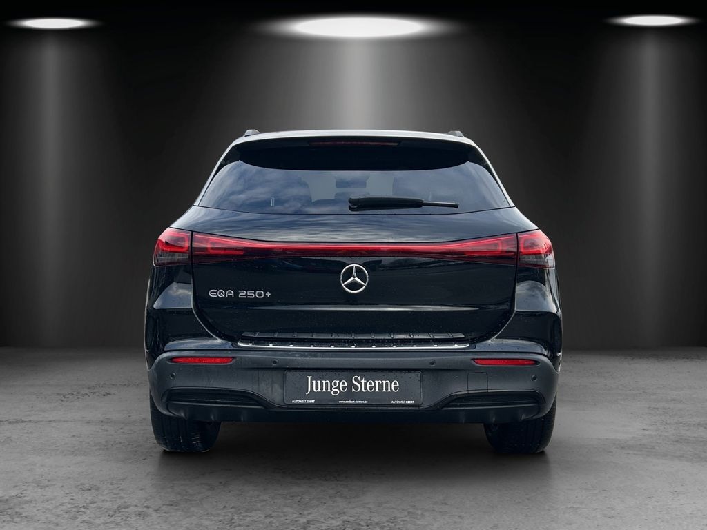 Mercedes-Benz EQA 2022