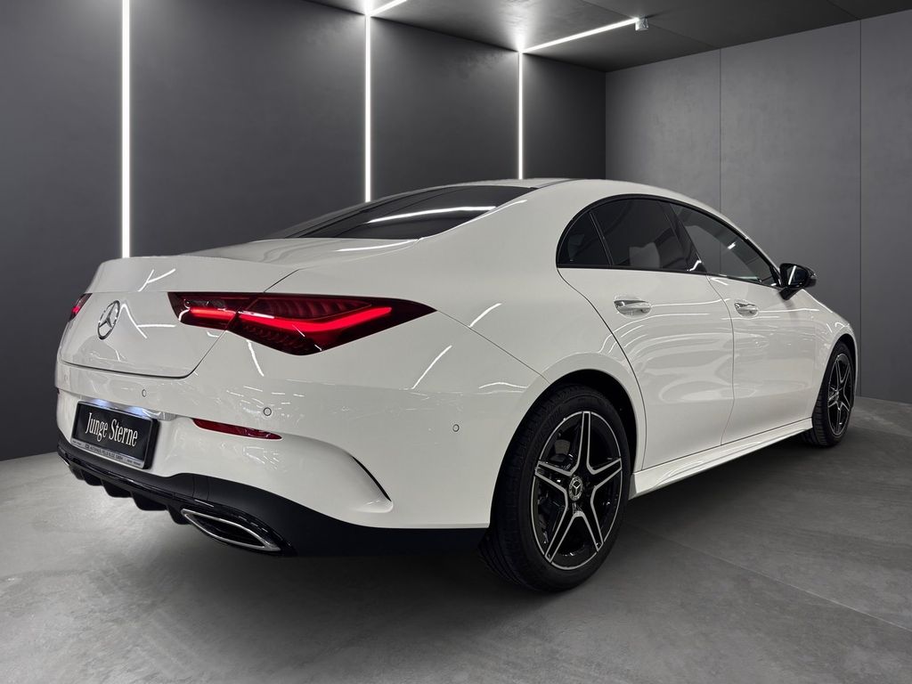 Mercedes-Benz CLA 200 2025