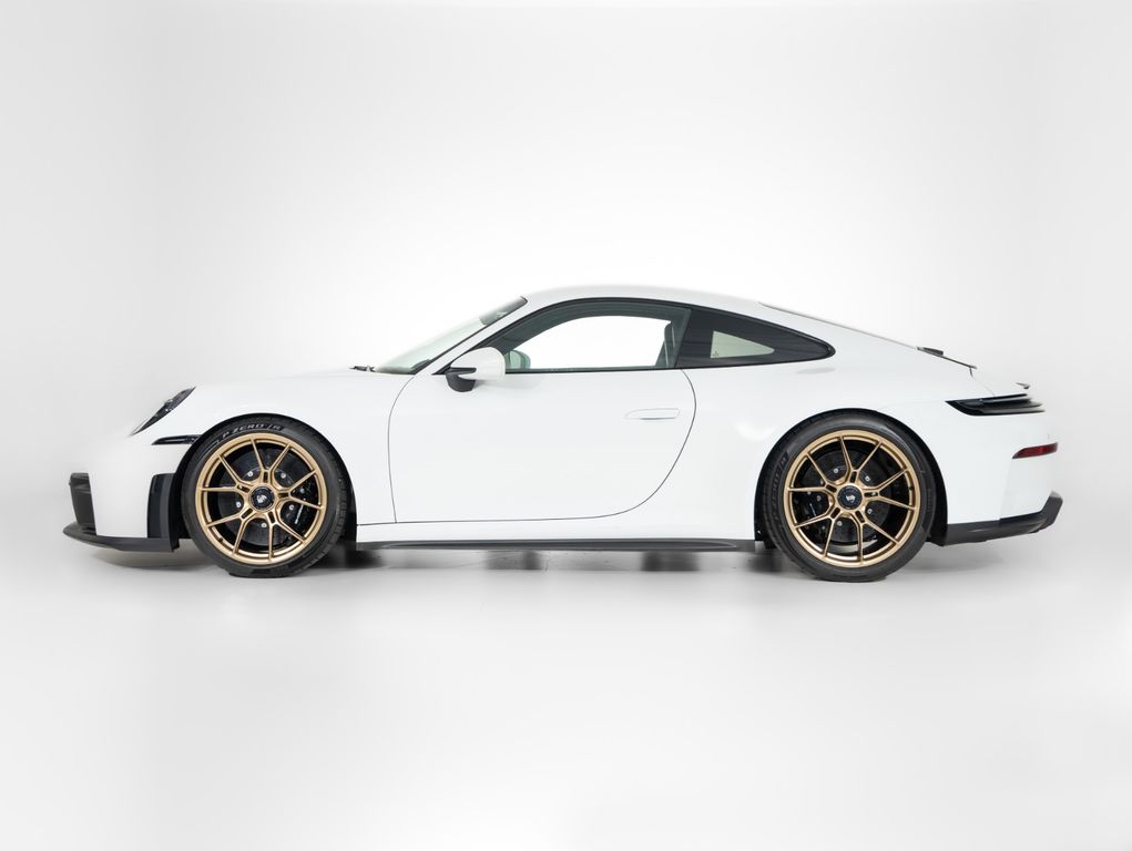 Porsche 992 2025