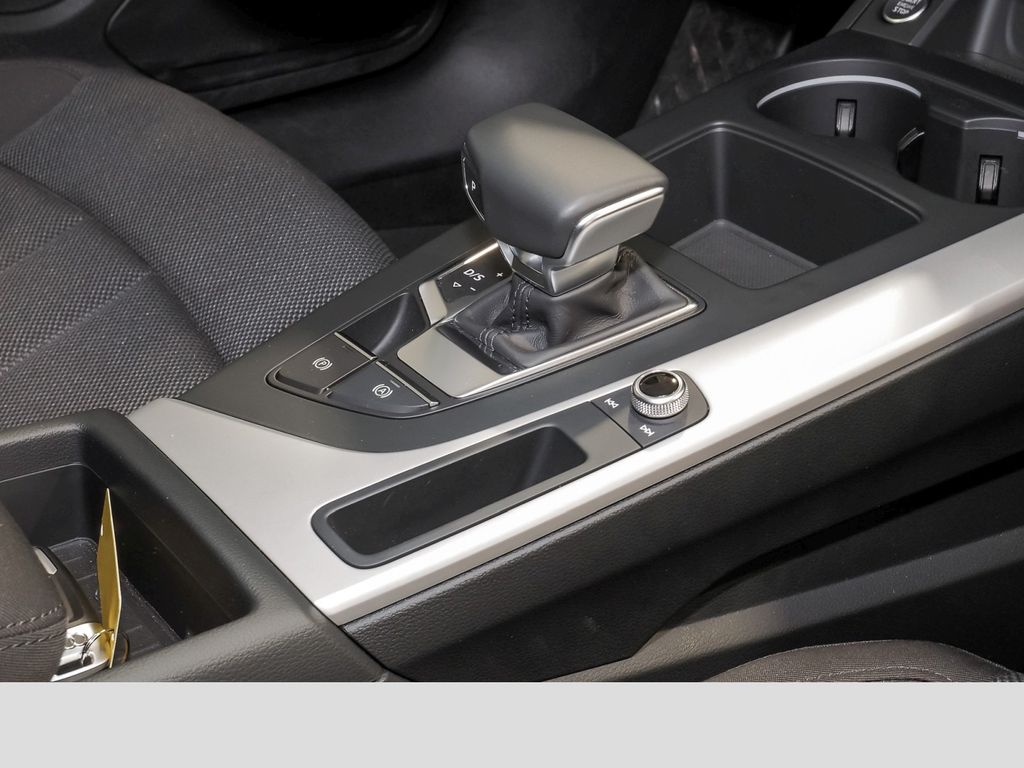 Audi A4 2024