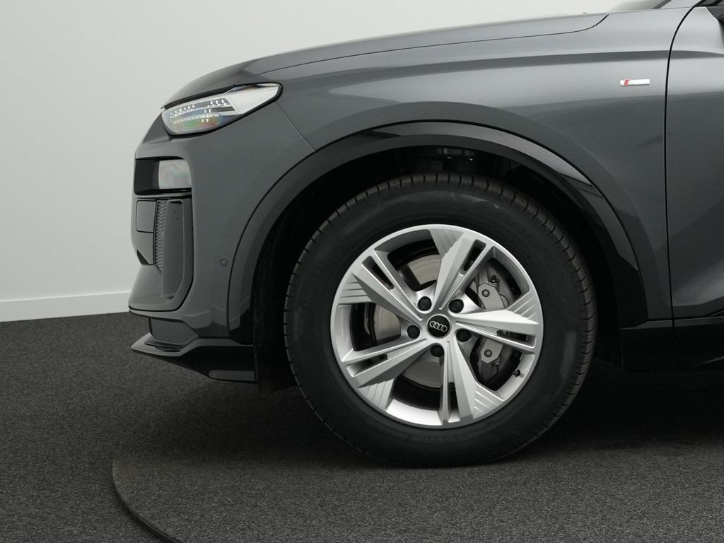 Audi Q6 e-tron 2026
