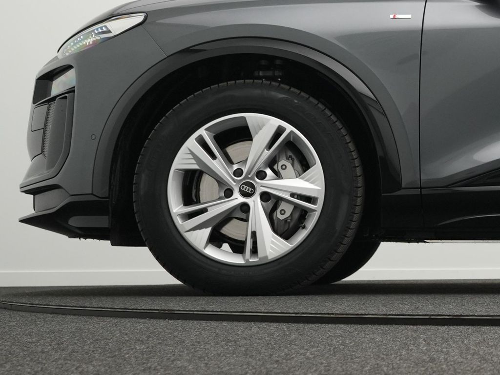 Audi Q6 e-tron 2026