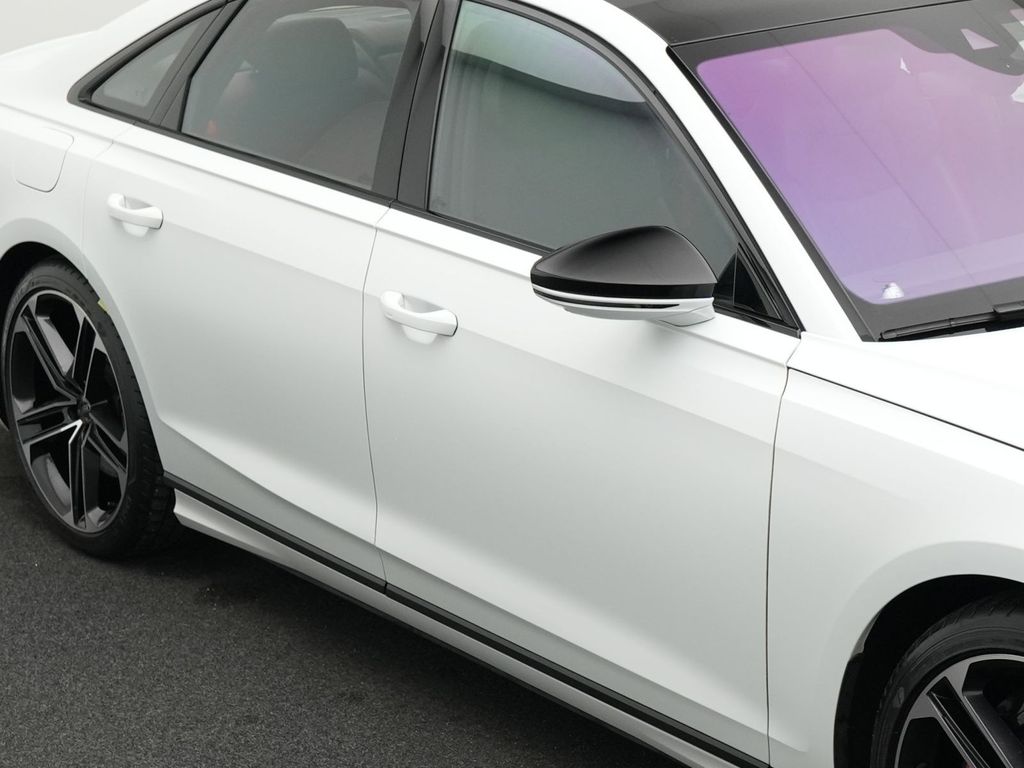 Audi S8 2024