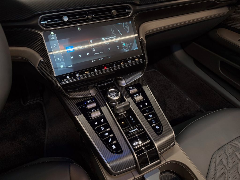 Aston Martin Vanquish