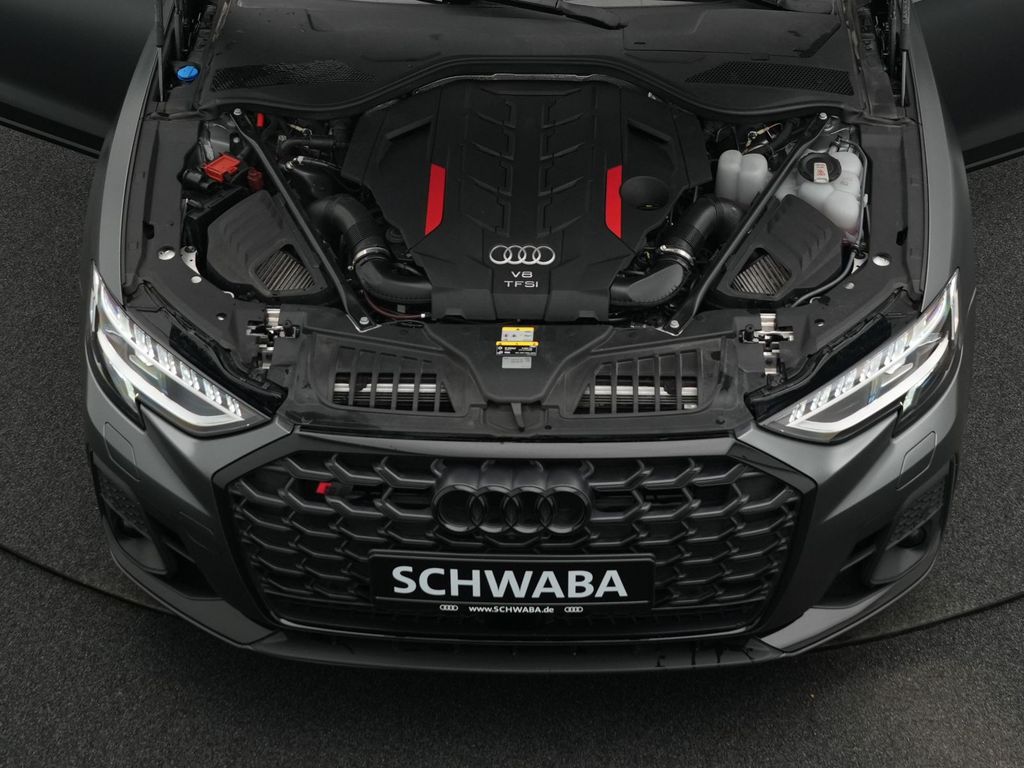 Audi S8 2024