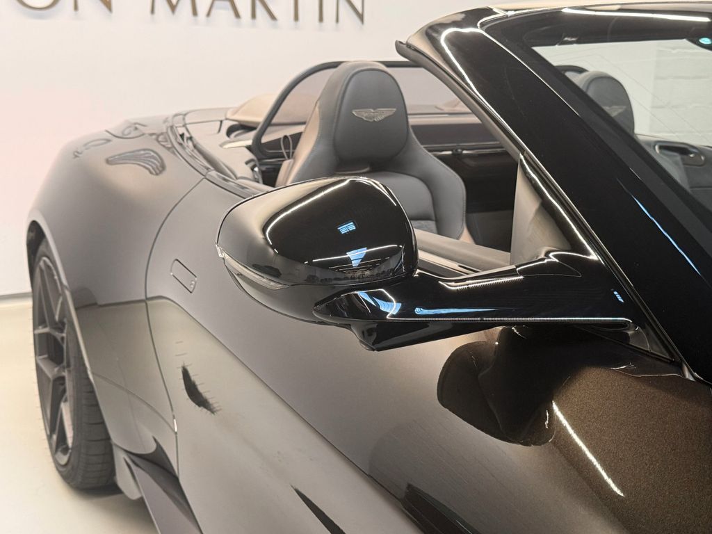 Aston Martin Vanquish