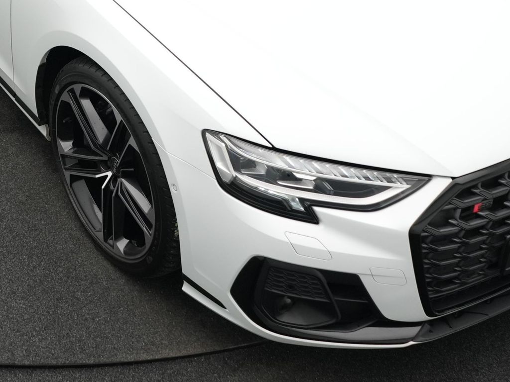 Audi S8 2024