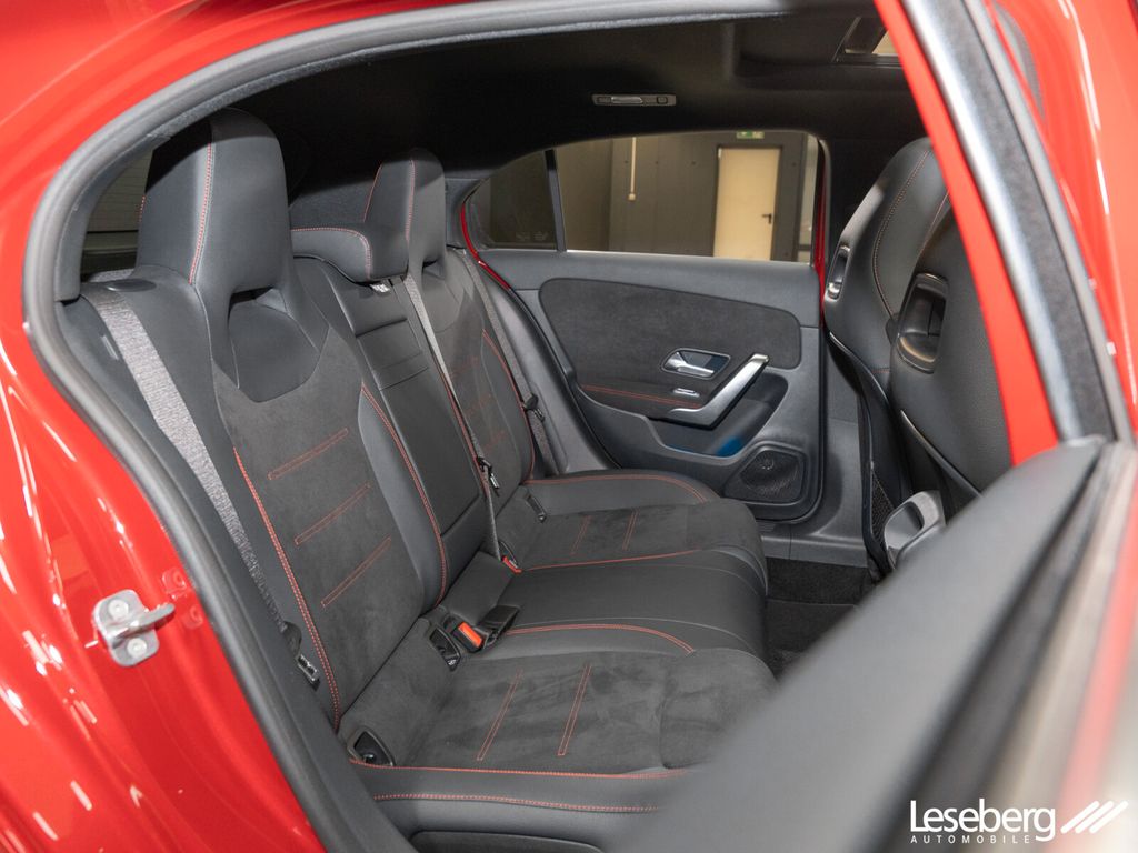 Mercedes-Benz A 250 2025