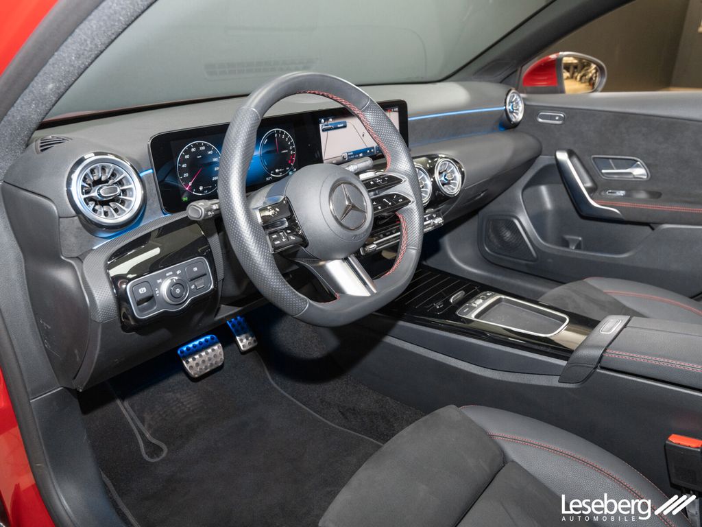 Mercedes-Benz A 250 2025