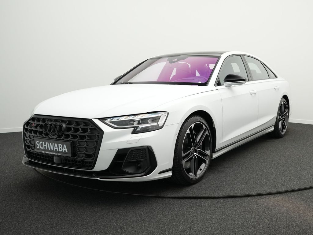 Audi S8 2024