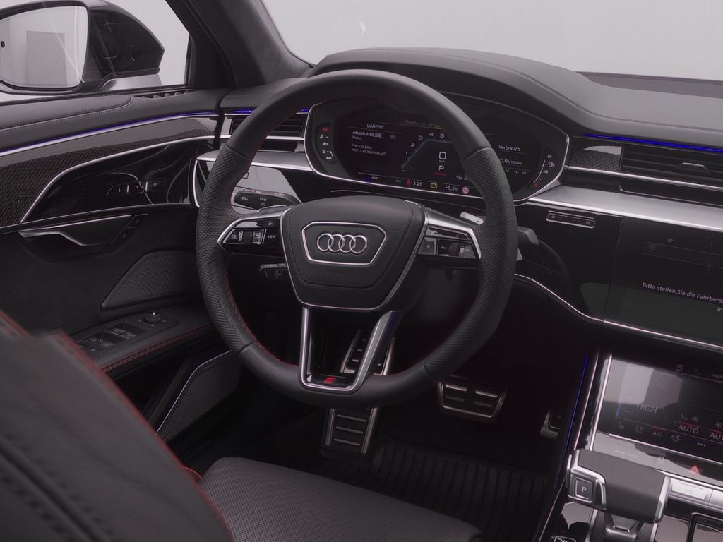 Audi S8 2024