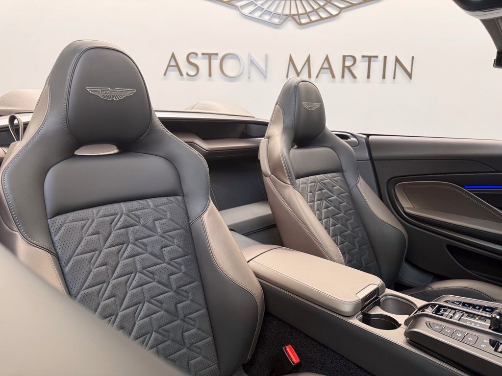 Aston Martin Vanquish