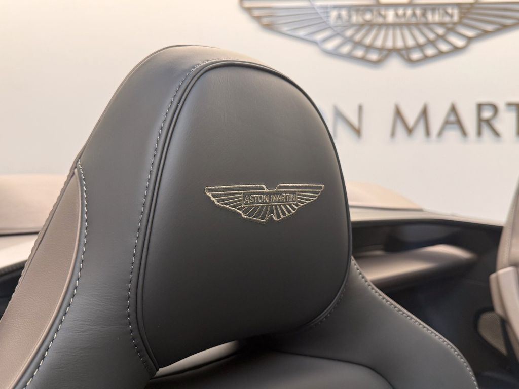 Aston Martin Vanquish