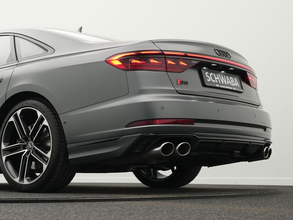 Audi S8 2024