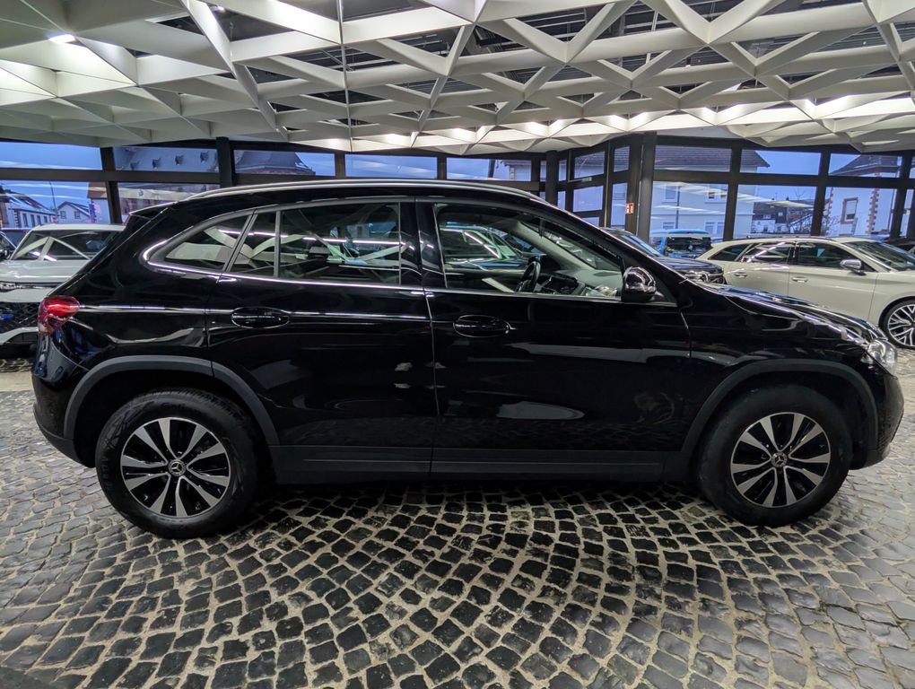 Mercedes-Benz GLA 220 2022