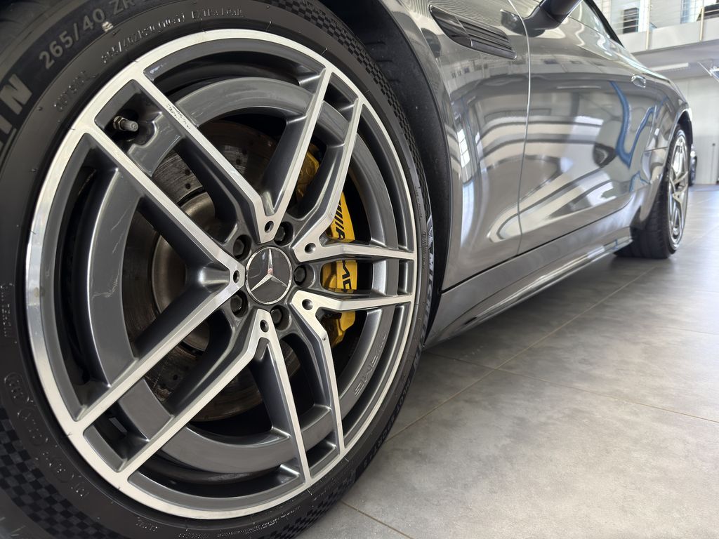 Mercedes-Benz SL 63 AMG 2022