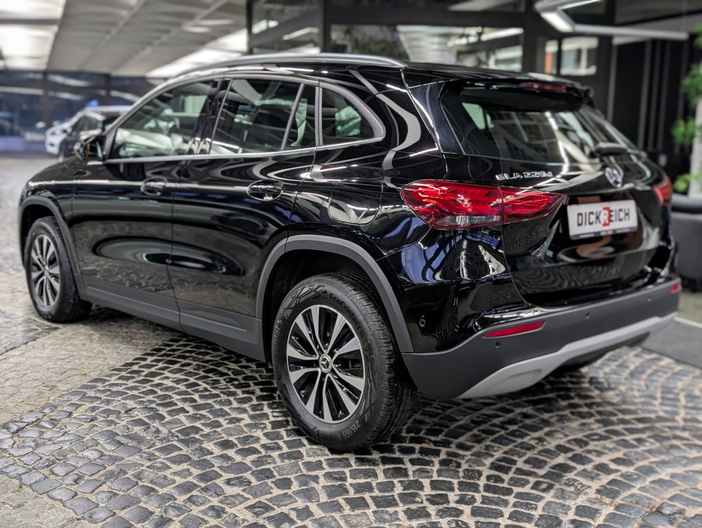 Mercedes-Benz GLA 220 2022
