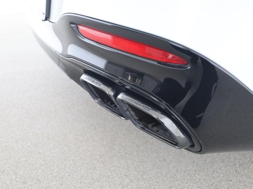 Mercedes-Benz SL 63 AMG 2022