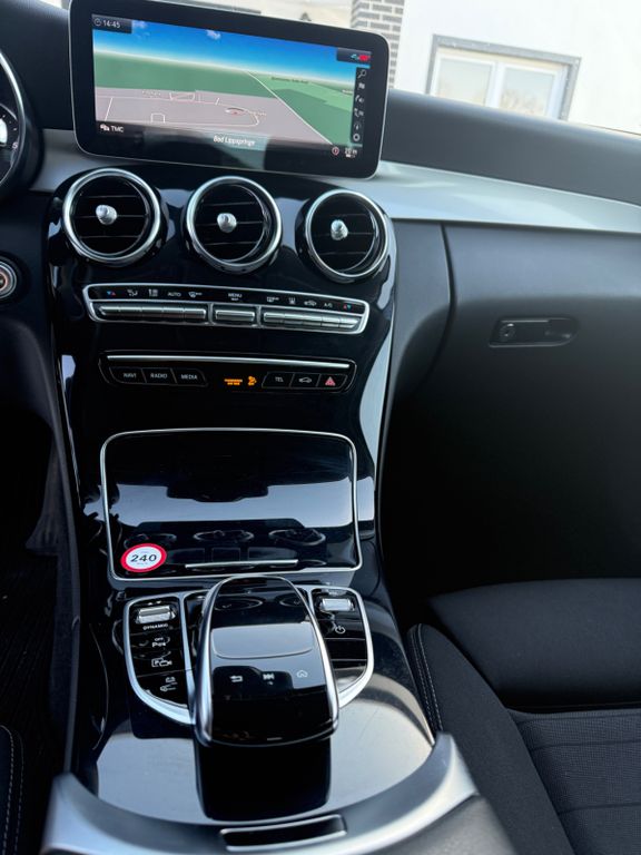 Mercedes-Benz C 300 2020