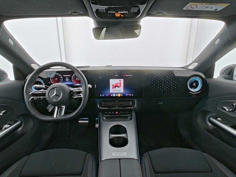 Mercedes-Benz CLA 250 2025