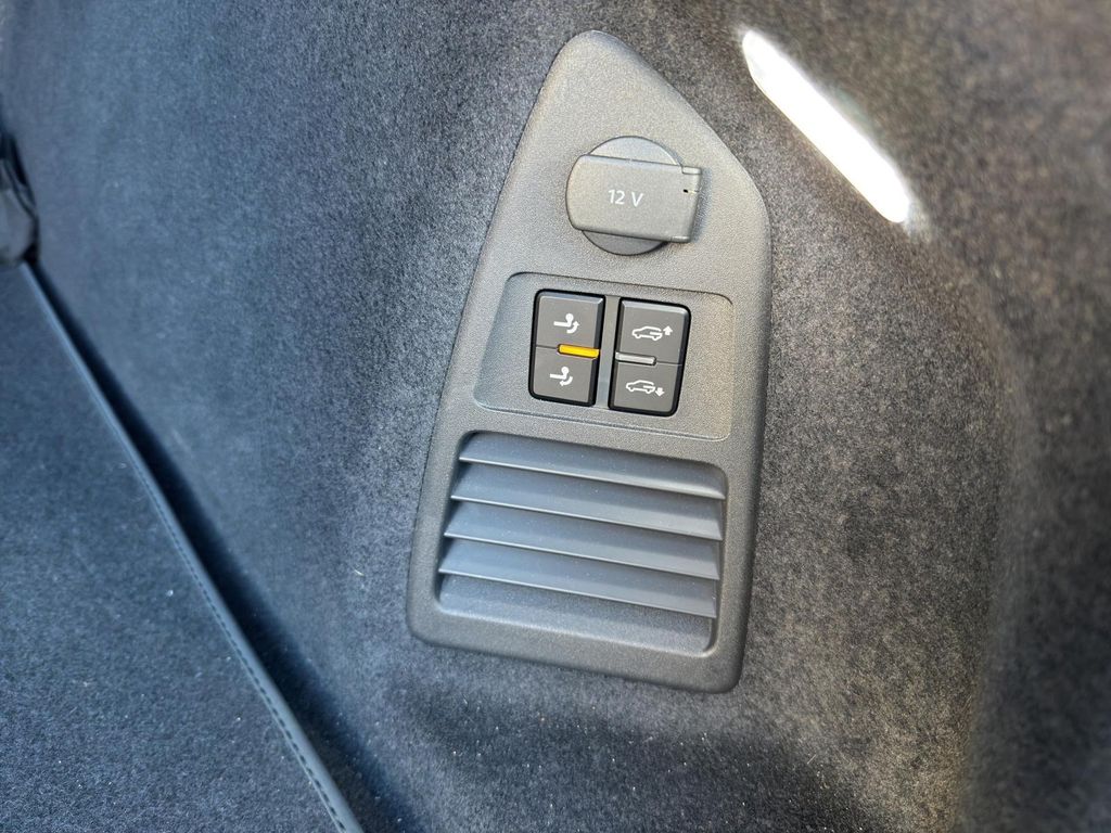 Volkswagen Touareg 2025