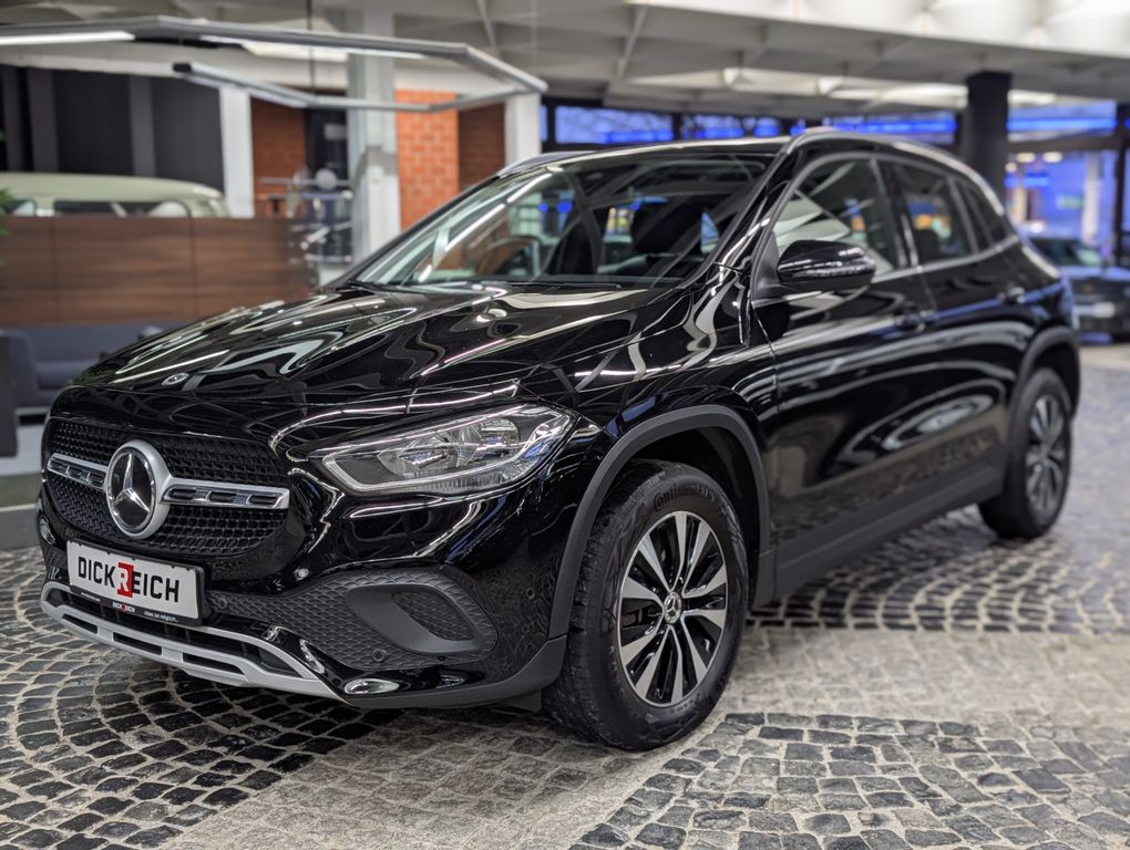 Mercedes-Benz GLA 220 2022